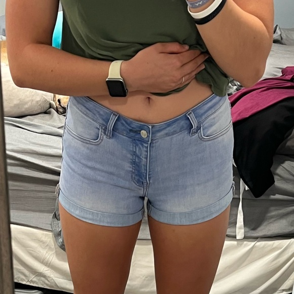 PacSun Super Stretch Shortie Jean Shorts - Picture 4 of 9